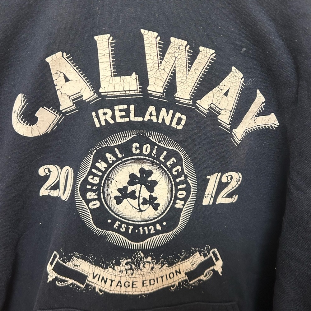 Galway Ireland Vintage Navy Sweatshirt - Picture 2 of 4